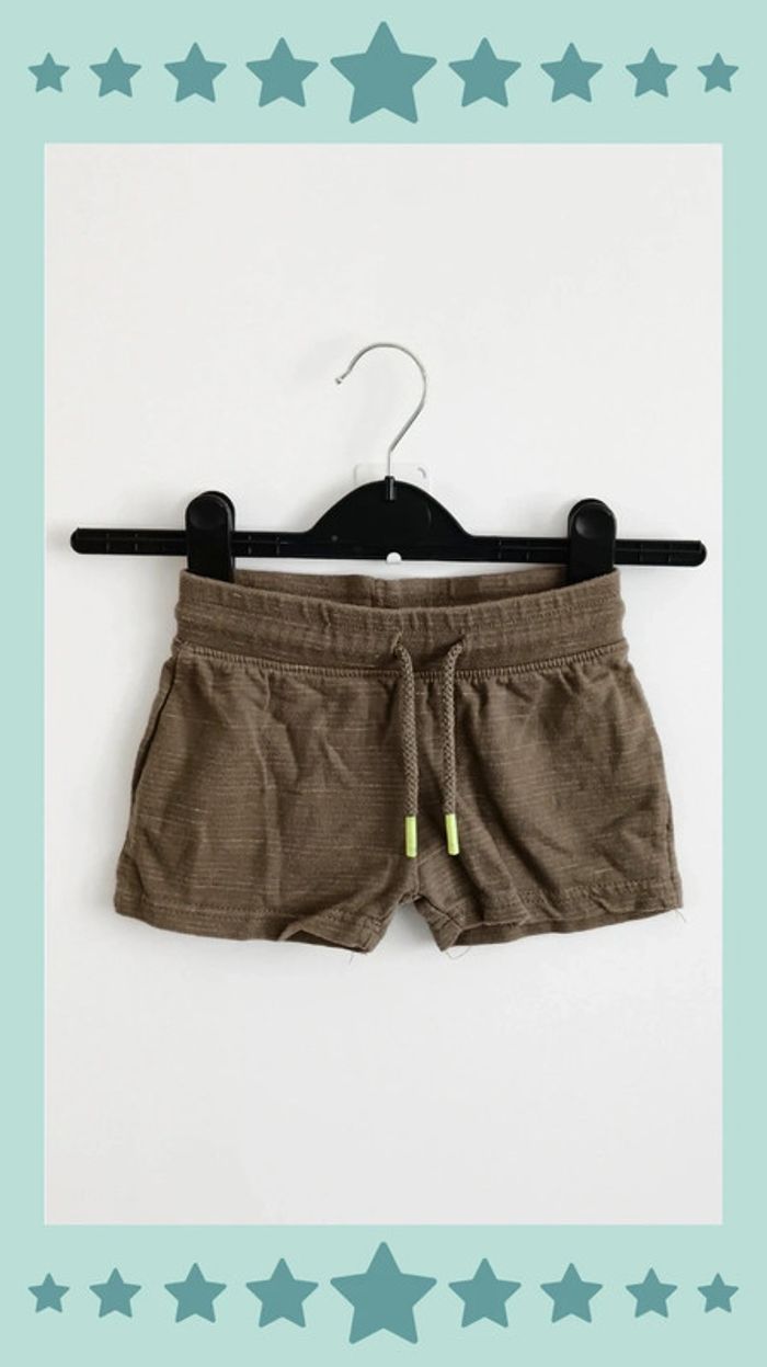 🍄 short en sweat kaki 2 ans 24 mois - photo numéro 2