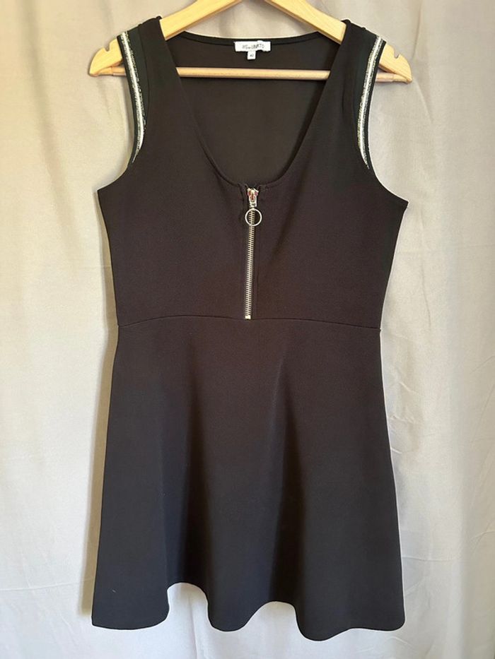 Robe chic, sans manche
