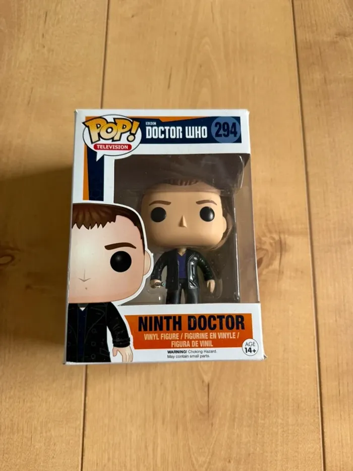 Pop Doctor Who Ninth Doctor dans sa boîte jamais ouvert