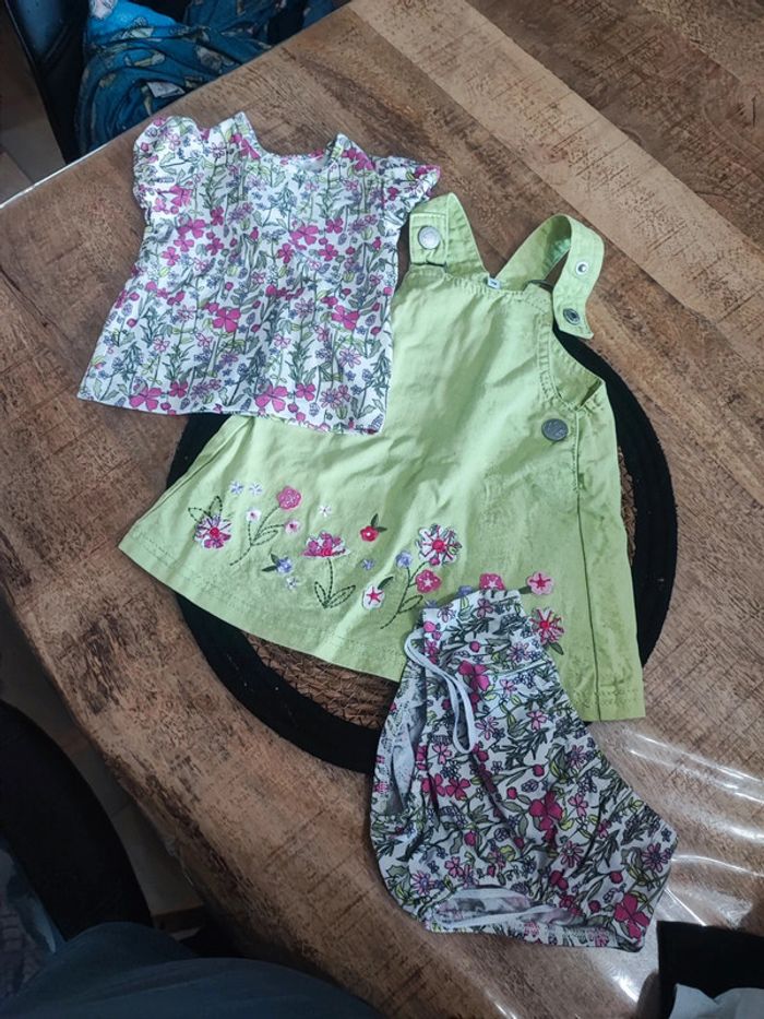 Ensemble fille 3 mois