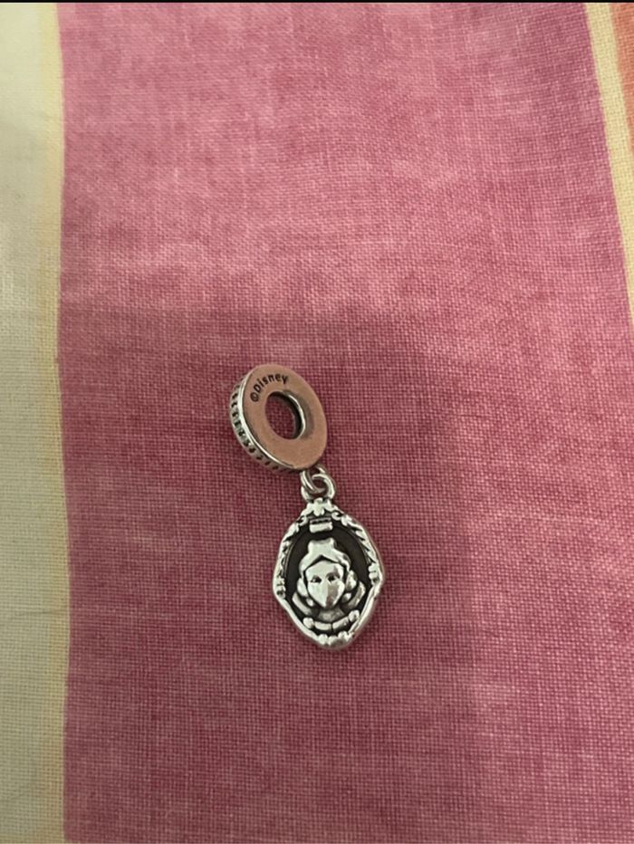 Charms pandora Disney Blanche neige reine sorcière - photo numéro 2
