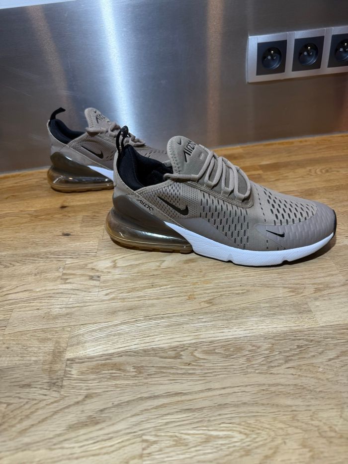 Air Max 270