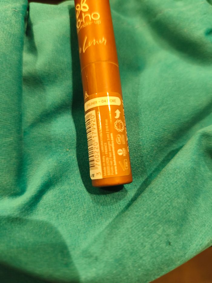 Eyeliner doré Boho - photo numéro 3