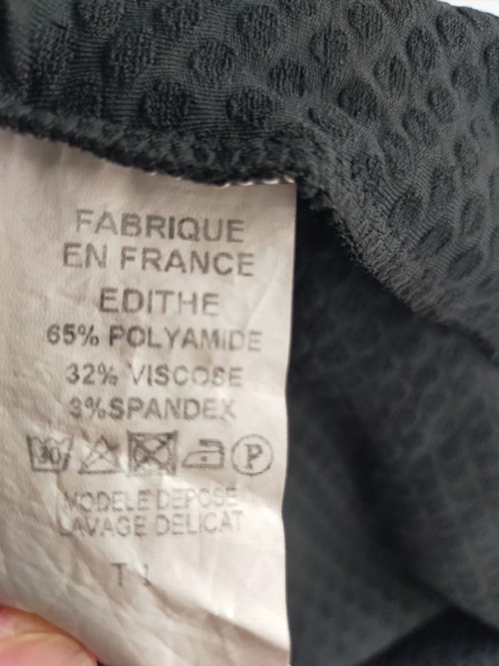 Robe noire ajourée – Showgirls Paris – Fabriquée en France - photo numéro 6