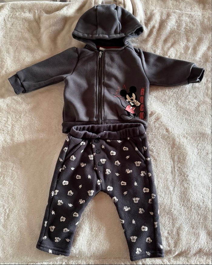 Ensemble Mickey