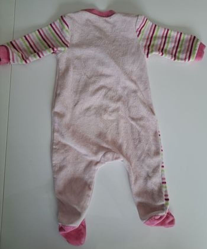 Ensemble gigoteuse et pyjama fille 0-6 mois TBE - photo numéro 7