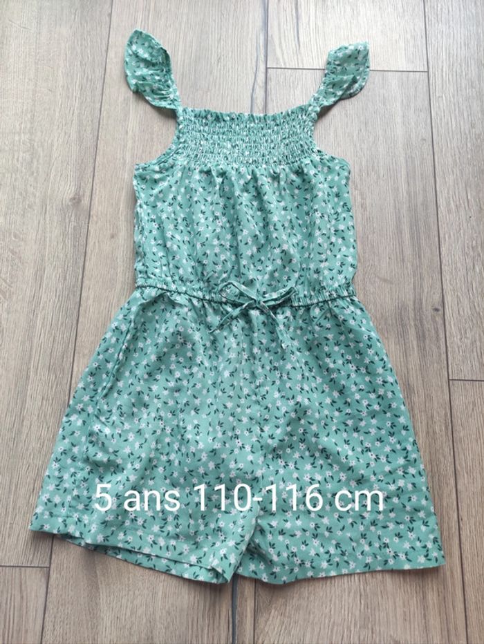 Combi short 5 ans 110-116 cm verte à fleurs