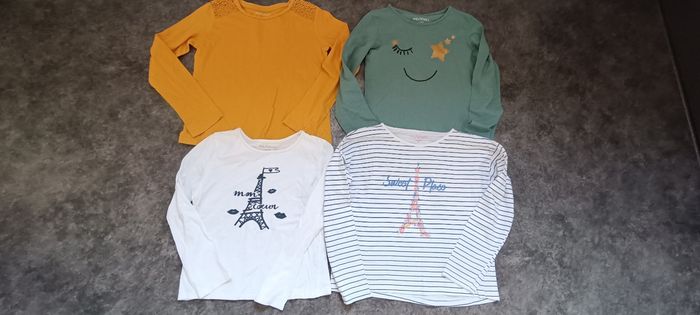 Lot 4 hauts manches longues 8 ans