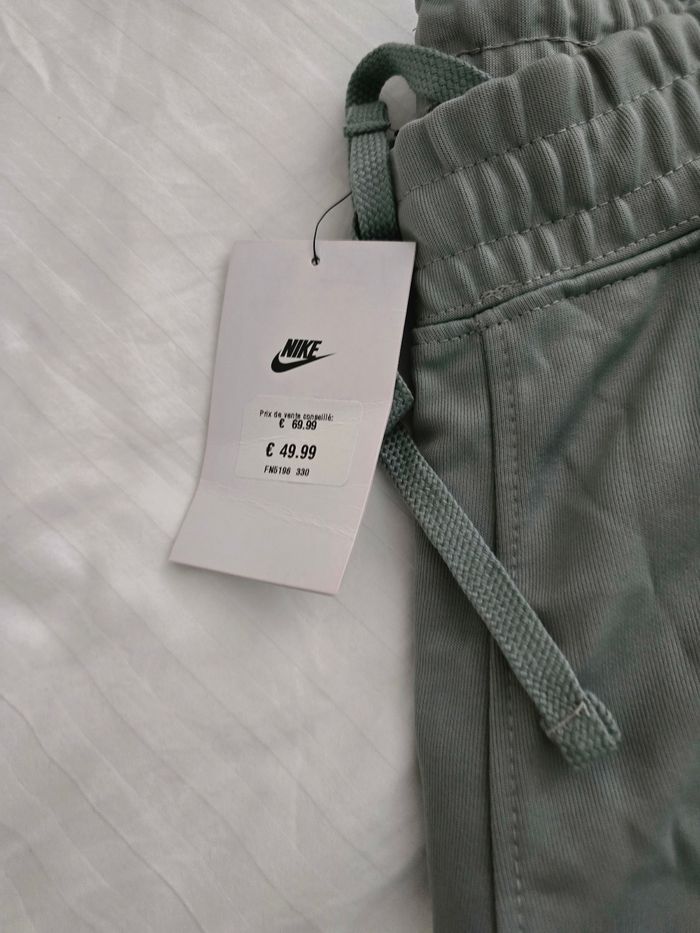 Pantalon pour femme - photo numéro 5