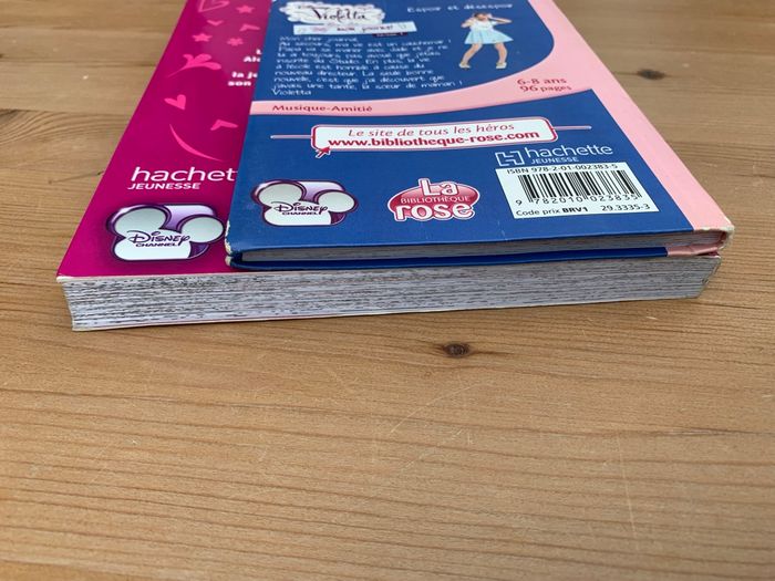 Lot 2 livres Violetta - Disney - photo numéro 7