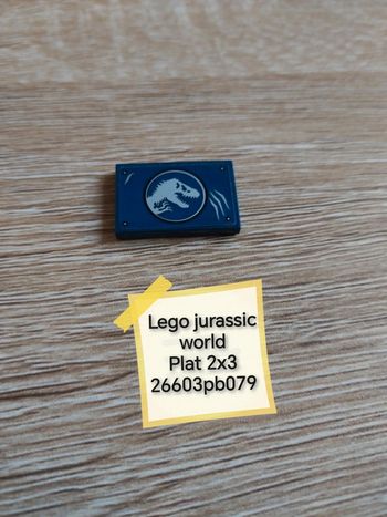 Lego jurassic world plat 2x3 réf 26603pb079