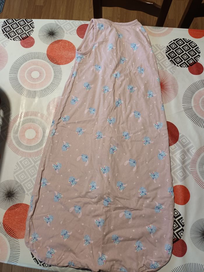 Gigoteuse Stitch 👧 taille 18 36 mois - photo numéro 2