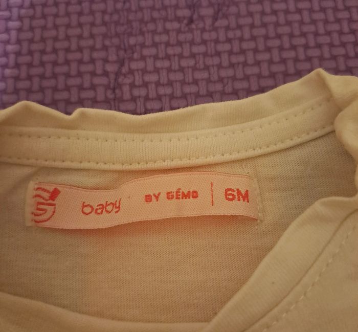 T-shirt manches courtes blanc cœurs, gémo, taille 6 mois (68 cm) - photo numéro 3