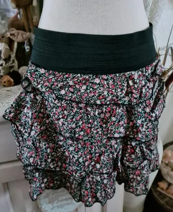 Jupe noire fleurie à volants Mim Taille 40