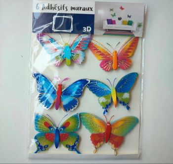 Lot de 6 papillons décoratifs 8-10 cm - adhésifs muraux