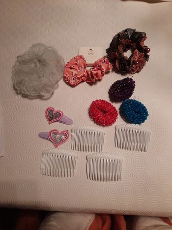 Lot élastique et pince à cheveux