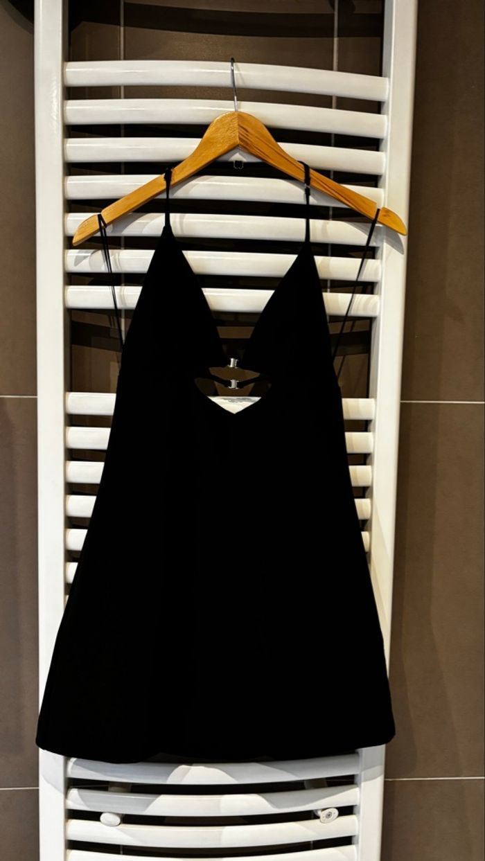 Robe dos nu ZARA Taille M - photo numéro 1