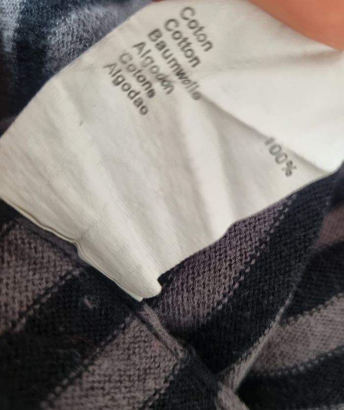 robe pull col roulé noir et grise a rayure taille 8 ans - photo numéro 2