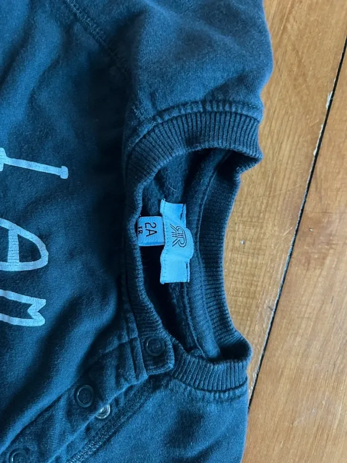 Pull 2 ans - photo numéro 2