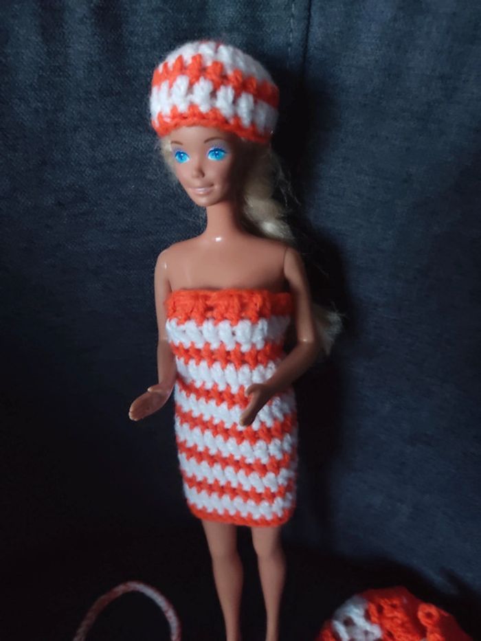 Vêtements pour Barbie 2 € - photo numéro 6