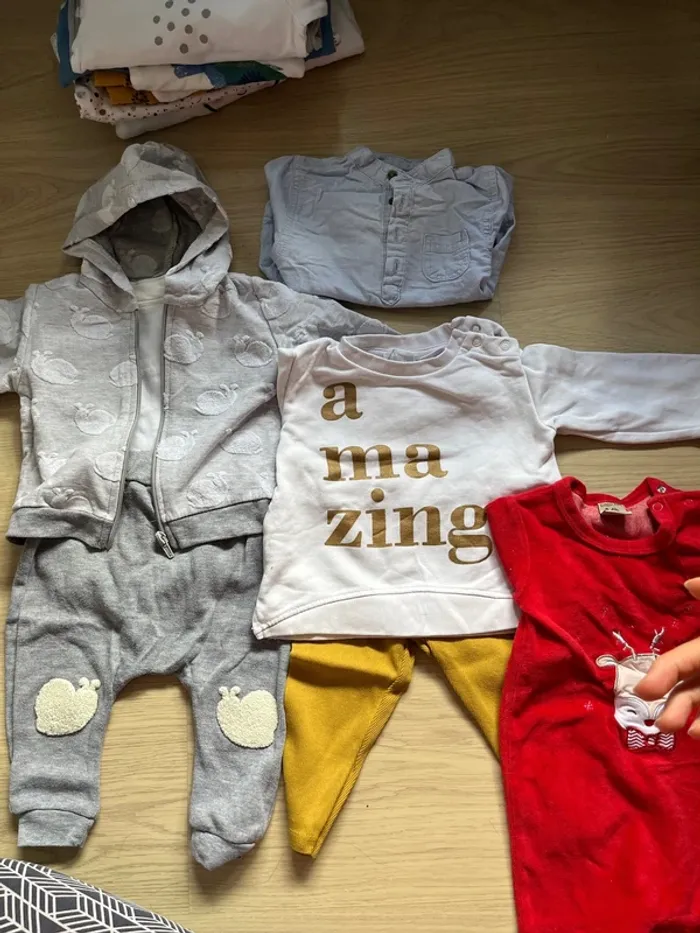 Lot vêtements 9 mois