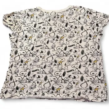 white snoopy graphic tee