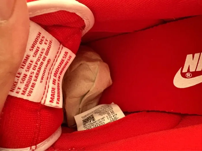 Nike Dunk Low SP – White / University Red Taille 40.5 EU – 7.5 US - photo numéro 6