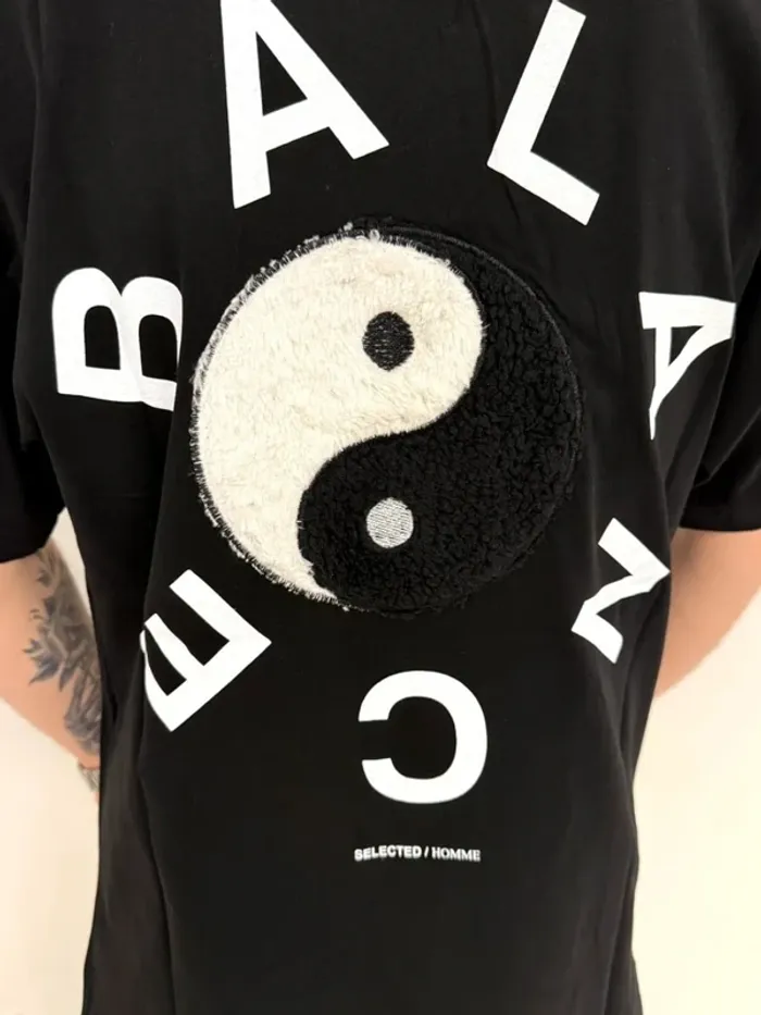 T shirt - photo numéro 3