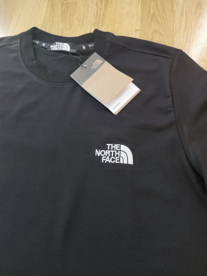 Sweat-shirt The North Face noir taille S - photo numéro 2