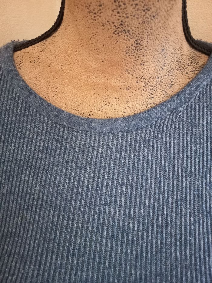 Pull bleu t 42 44 - photo numéro 3