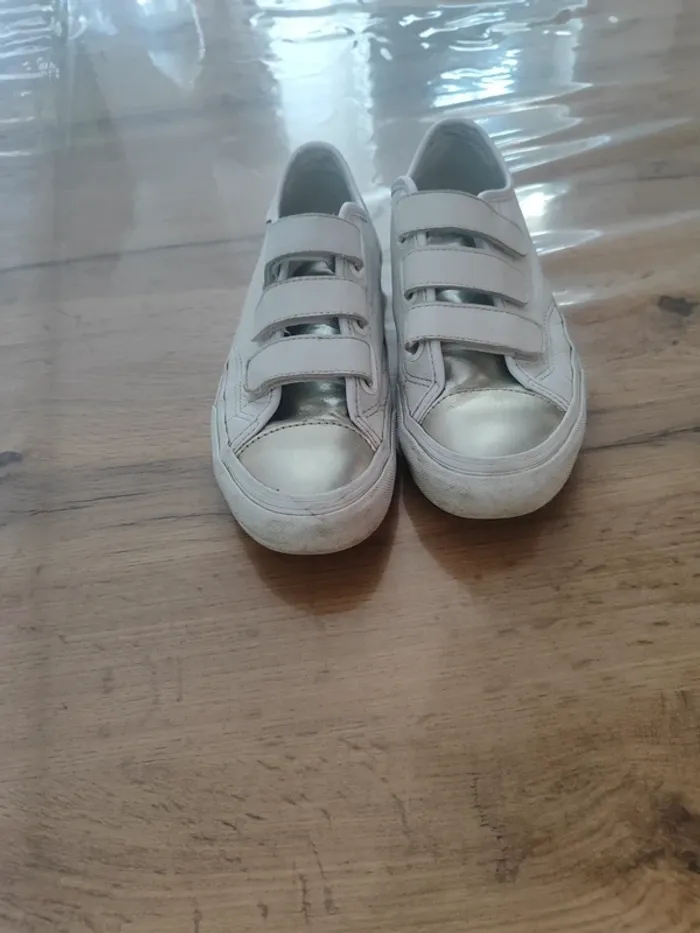 Baskets Vans blanches Taille 36. Le classique indémodable ! - photo numéro 2