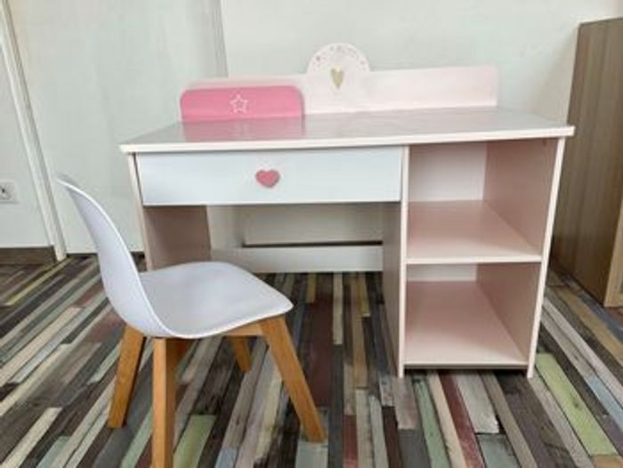 Bureau maternelle Vertbaudet - photo numéro 2