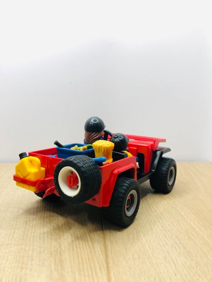 Voiture playmobil - photo numéro 3