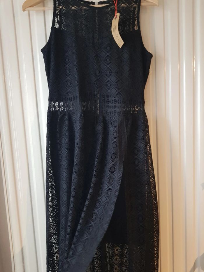 Robe longue noire - photo numéro 3