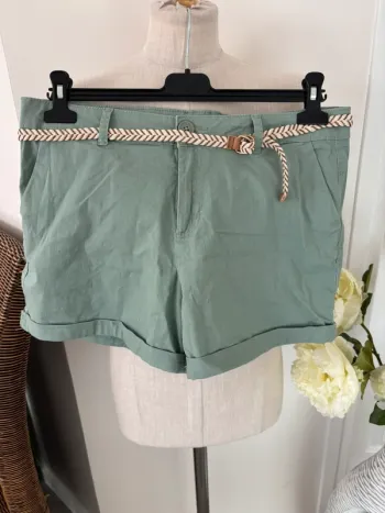 Short femme T.M