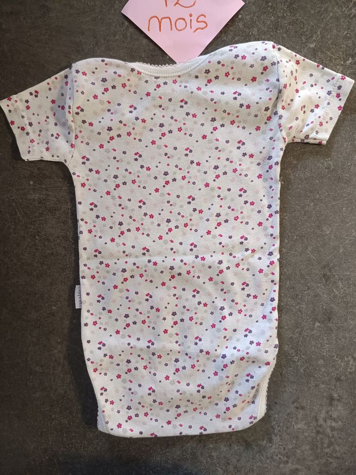 Body fleuri 12 mois - photo numéro 5