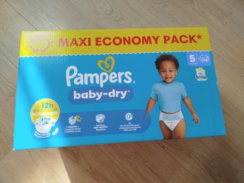 Pampers Baby dry taille 5 maxi pack