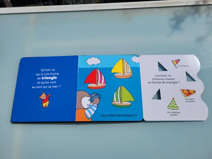 Très beau livre 🔵 T'choupi Devine les formes 🟥 avec volets à déplier - photo numéro 8