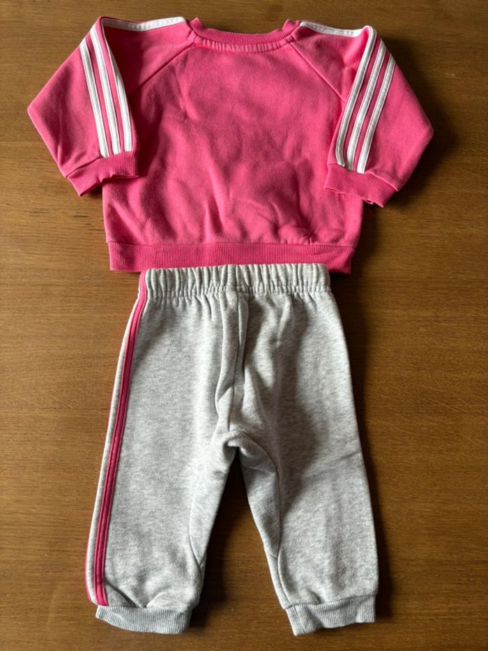 Ensemble survêtement Adidas - photo numéro 2