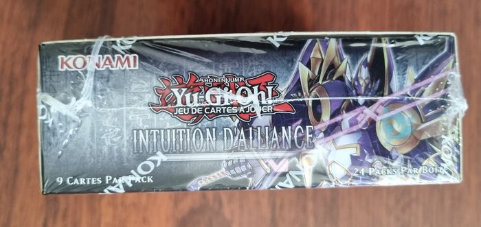 Display 24 booster Yu Gy Oh! Intuition d'alliance - photo numéro 7