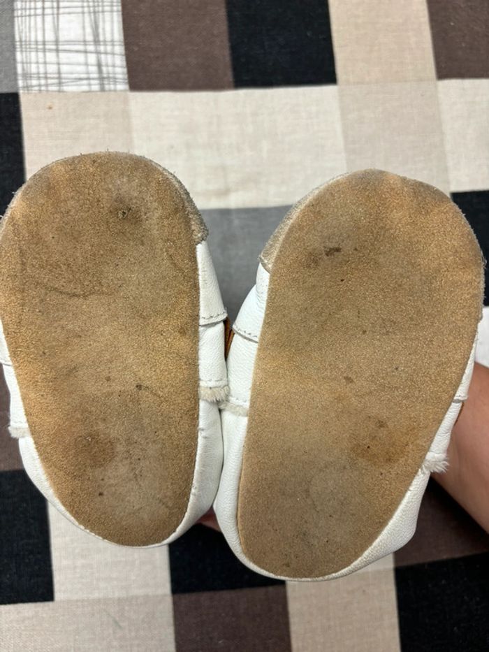 Chaussons 12/18 - photo numéro 2