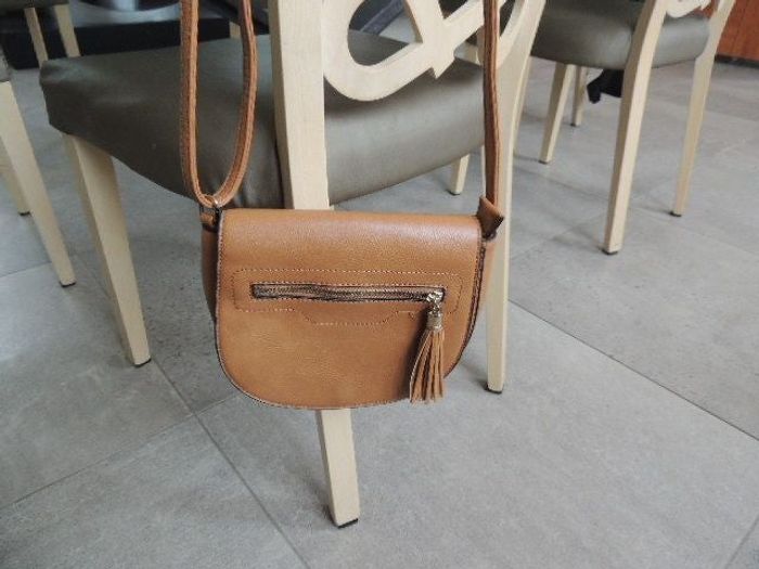 Sac à main simili cuir camel