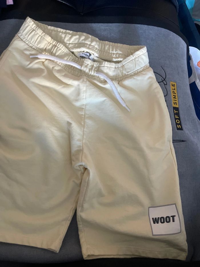 Short 12 ans neuf