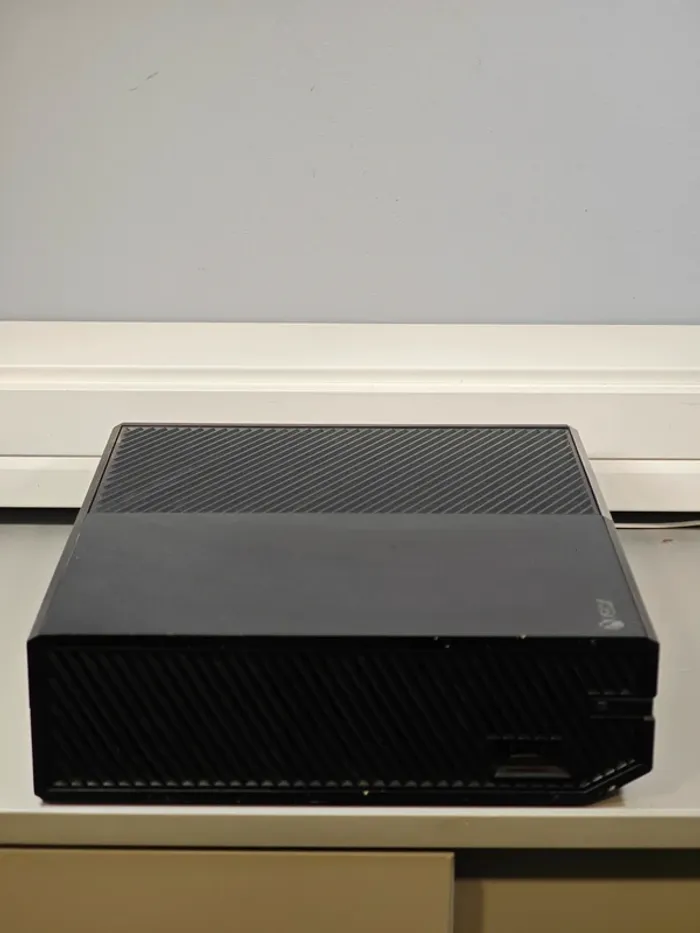 Console XBox One 500Go sans manette - photo numéro 9