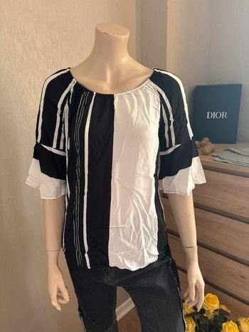Top noir et blanc
