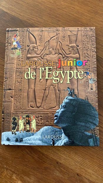 Larousse Junior de l’Egypte