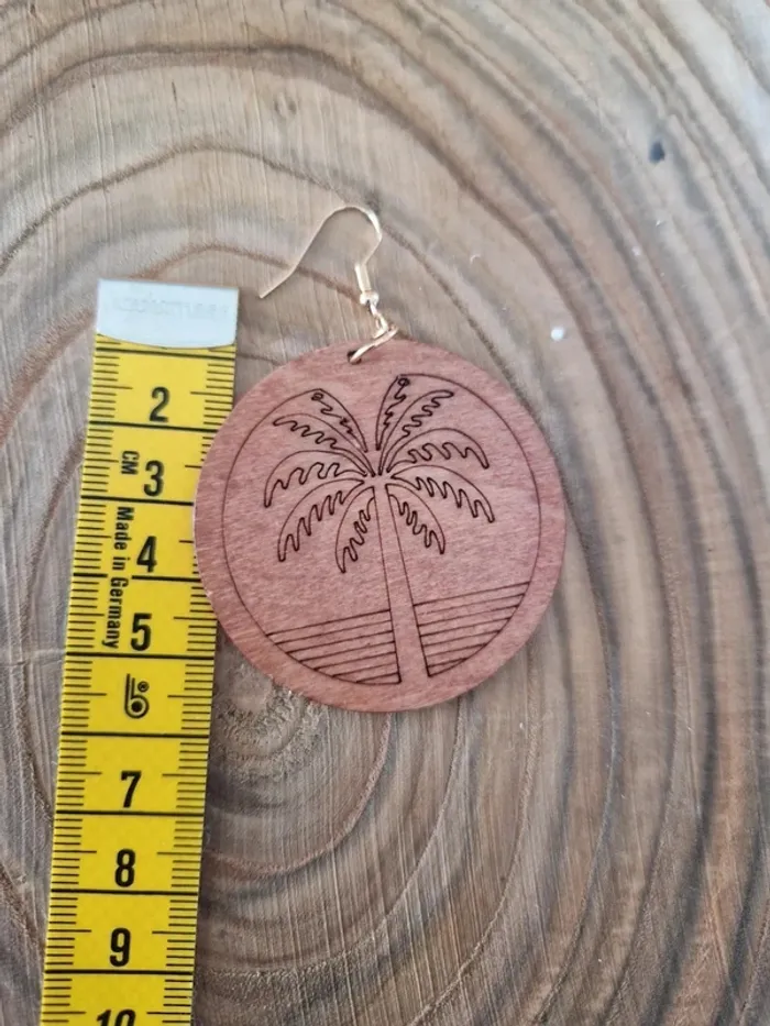 Boucles d'oreilles fantaisies en bois palmier - photo numéro 2