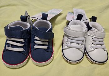 Lot de 2 paires de baskets chaussons mickey