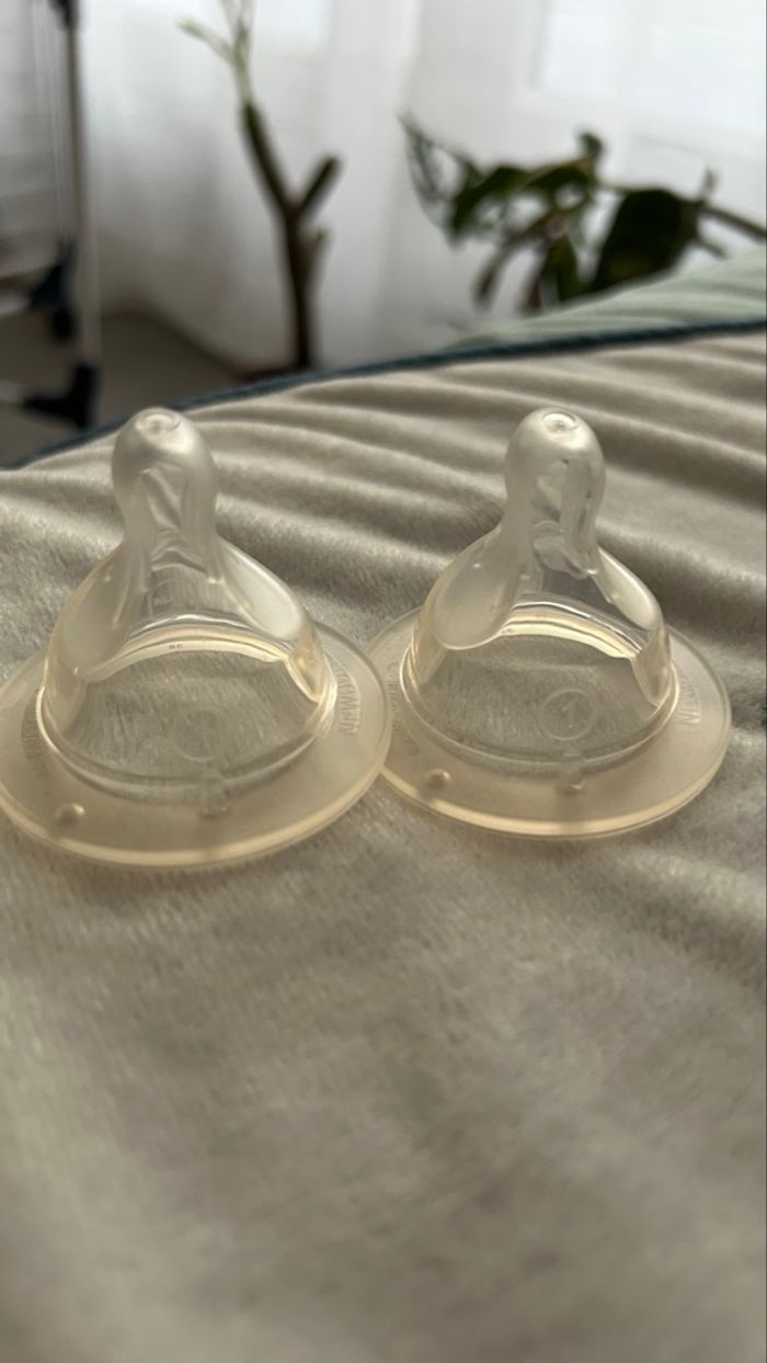 2 tétines MAM TAILLE 1 - photo numéro 2