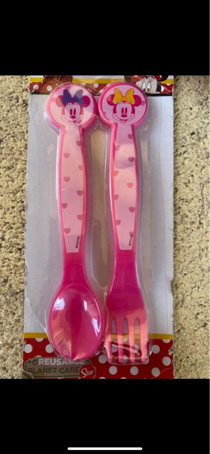 Couvert rose minnie Disney neuf